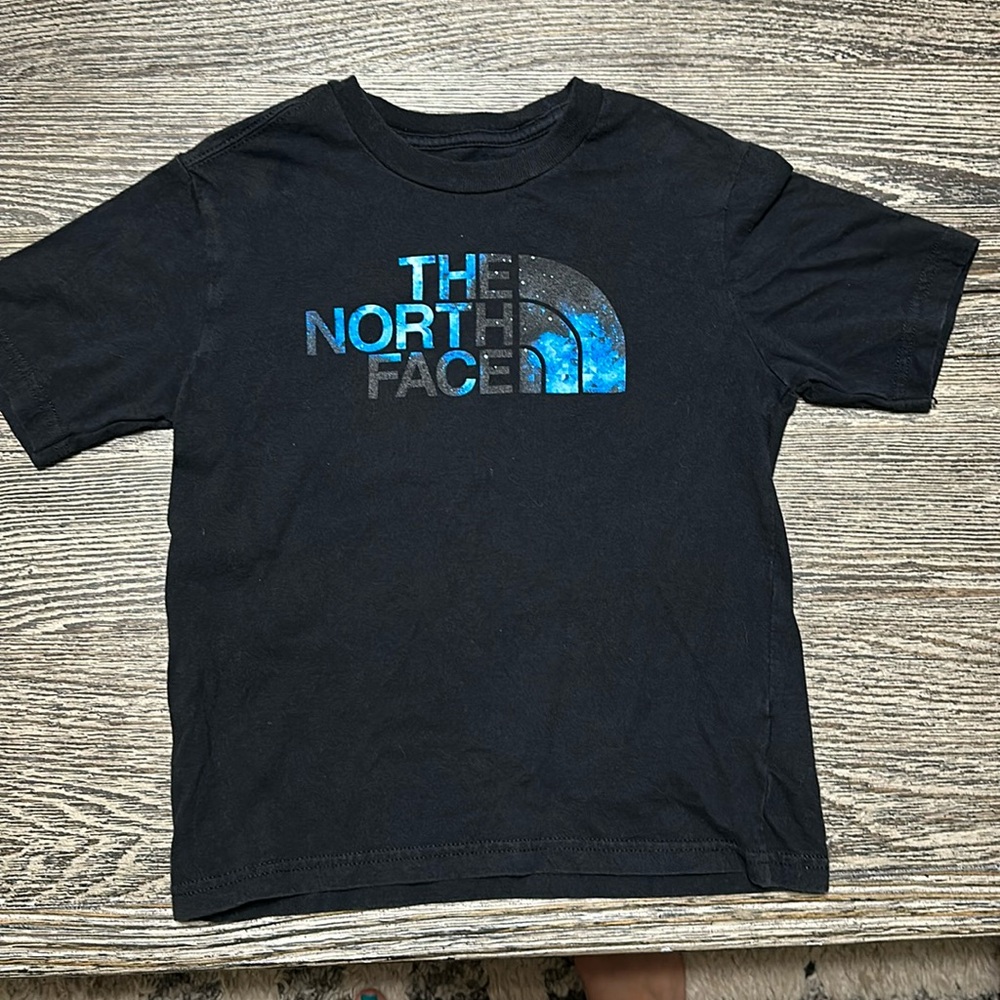 Boys Northface T-shirt